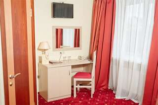 Гостиница Amaks Центральная Ижевск Бизнес двухместный с 2 раздельными кроватями -2